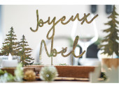 Schriftzug "Joyeux Noël" grün-gold patiniert, 20 x 5cm x H 19cm, auf Holzsockel