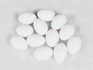 eggs white 6,5cm 12 pcs.
