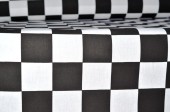 tissu quadrillé racing noir/blanc 140cm