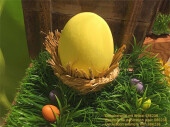 egg in bast nest small pink Ø 16cm x h 16cm