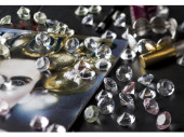 diamonds clear 20mm acrylic, 100ml, approx. 25 pcs.
