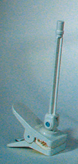 Klammerhalter weiss Klemmbereich 8 - 34mm für Plakatrahmen 53606-628