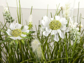 Wiesenblumen weiss in Schale 45 x 15 x H 40cm